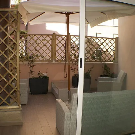 Vaticano84 بيت ضيافة